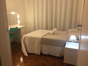 2 bedrooms, desk, iron/ironing board, WiFi - 2 Bedroom Apartment Copacabana 1 Parking Space 117 m² Garden Area (Copacabana Rio de Janeiro)