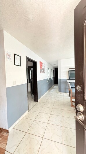 In-room dining - Casa Loma Dorada Residencial A (Tonalá)