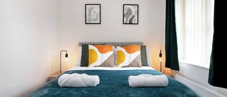 2 bedrooms, WiFi, bed sheets