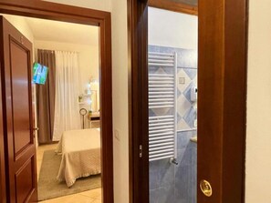 3 Schlafzimmer, Bügeleisen/Bügelbrett, WLAN, Bettwäsche