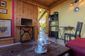 Living area - Maison Française by Wonderful Italy (Turin)