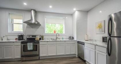 Exquisite 3 bedroom Victorian with modern kitchen