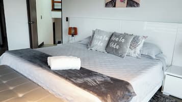 5 bedrooms, in-room safe, iron/ironing board, free WiFi