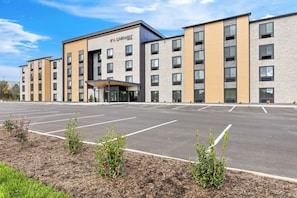 Exterior - LivAway Suites Nashville- Smyrna (Smyrna)