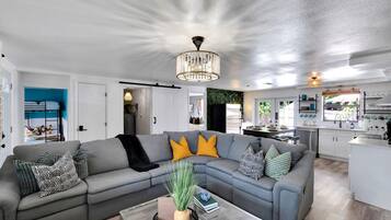 تلفزيون ذكي، كُتُب