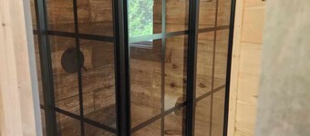 New 1 bedroom Container cabin with direct trail access (cabin 3)