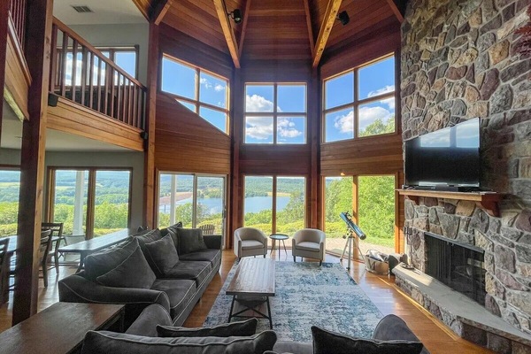 Smart-TV, peis, videospill og bordtennis