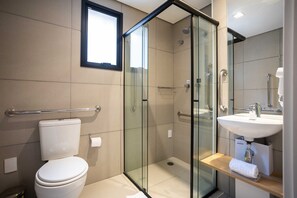 Comfort Apartment | Bathroom - Nik Alves Guimarães (São Paulo)