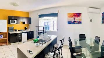 Lò vi sóng, lò nướng, máy rửa bát, lò nướng bánh mì