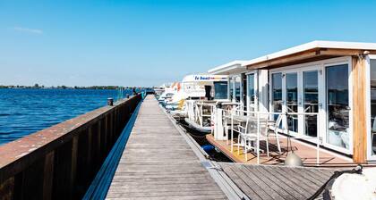 15mins to AMS | Rooftop Terrace | Free parking | Self check-in