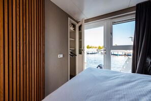 2 habitaciones, cuna de viaje, wifi y ropa de cama 