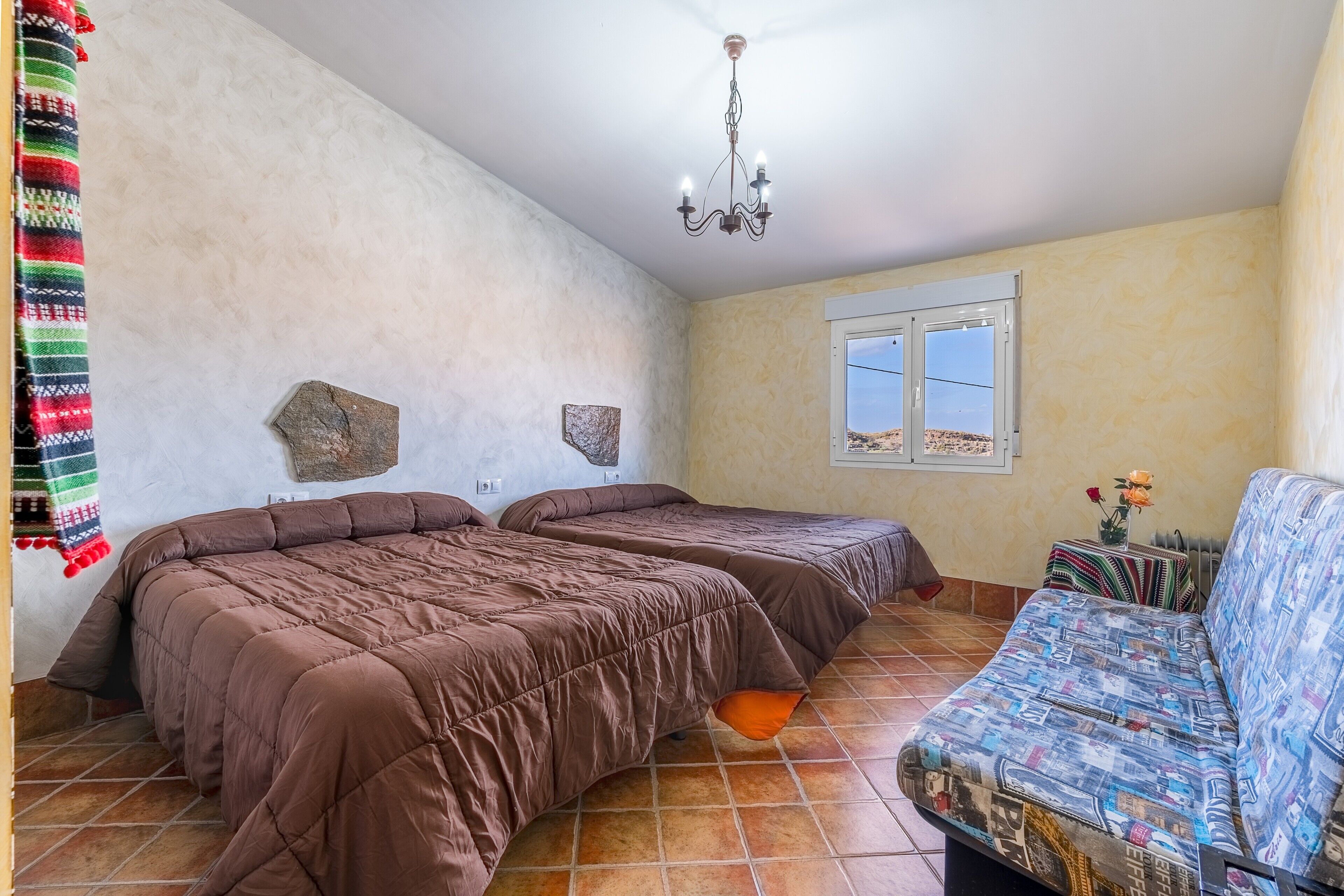 3 chambres, fer et planche à repasser, Wi-Fi gratuit, draps fournis