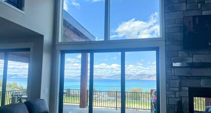 North Star Retreat Sleeps 34