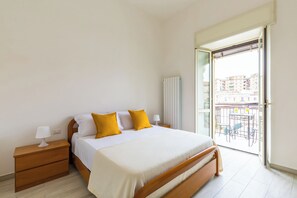 Apartment | 2 bedrooms, desk, cribs/infant beds, free WiFi