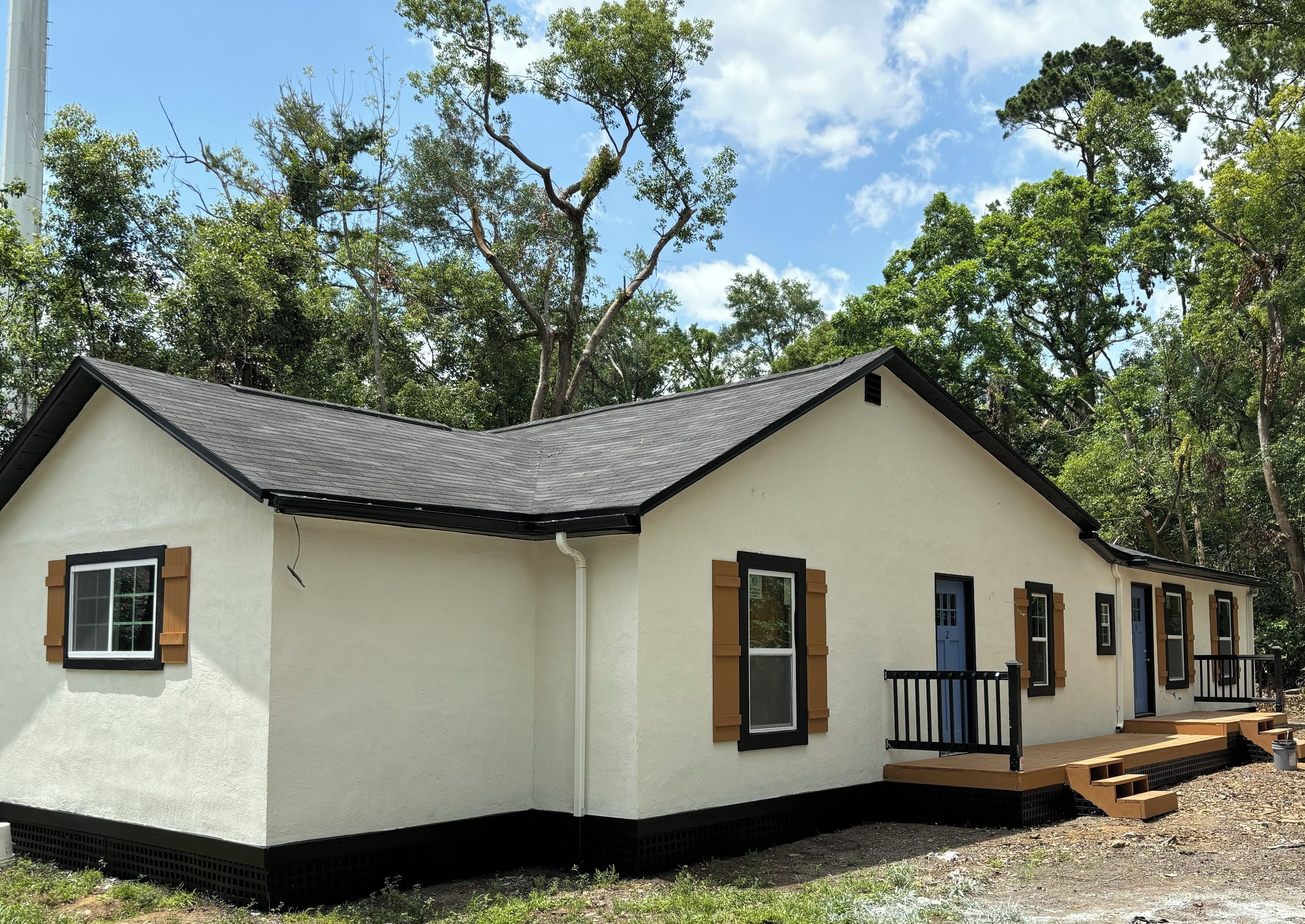 Centrally renovated apartment 3
