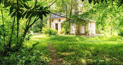 Holiday Home 'Gîte Rénové Pleine Nature Kerdary' with Private Terrace, Private Garden and Wi-Fi