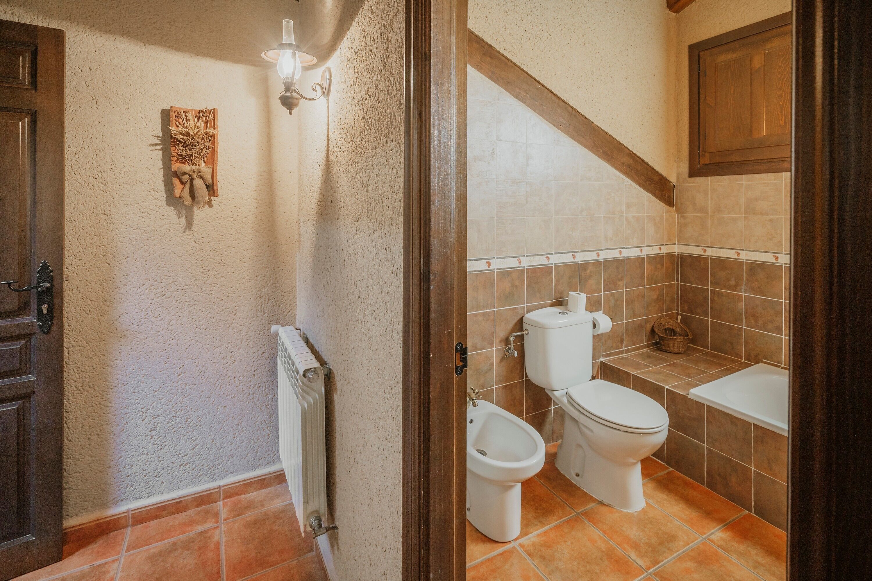 Dusch, hårtork och handdukar