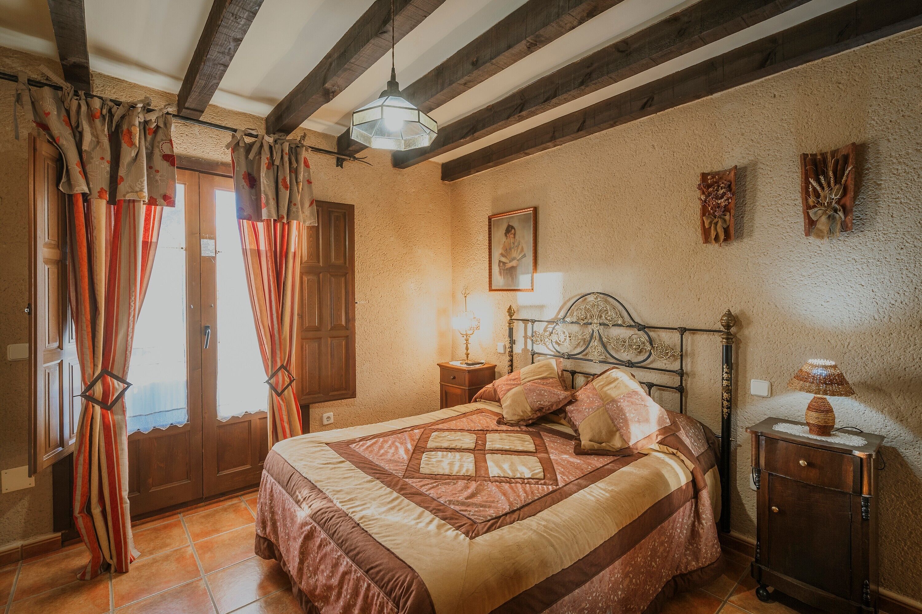 5 sovrum, strykjärn/strykbräda, gratis wi-fi och sängkläder