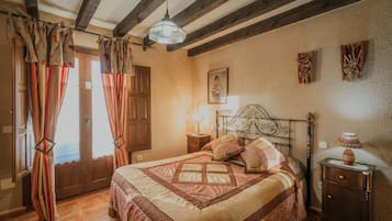 5 sovrum, strykjÀrn/strykbrÀda, gratis wi-fi och sÀngklÀder