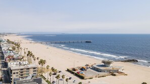 House (4 Bedrooms) | Interior - Venice View by Avantstay Walk to Venice Beach Rooftop, Ice Bath, Luxe Design (Venice)