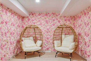 House (Multiple Bedrooms) | Interior - Game Farm Villa by Avantstay 10bdr, Private Pond, Spa, Pool Family-friendly (Palenville)