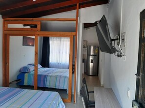 1 bedroom, iron/ironing board, WiFi, bed sheets - Aparta Estudio, Bien Dotado y Ubicado (Envigado)