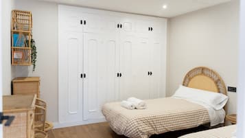8 chambres, fer et planche à repasser, accès au Wi-Fi (inclus)