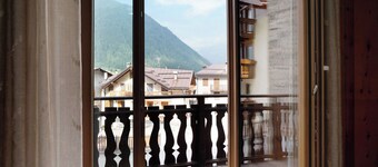 Appartement 'Casa Picchio' met Bergzicht en Balkon
