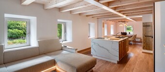 Maison de vacances 'Thari House Dolomiti' près des remontées, SPA, borne de recharge et spa privé