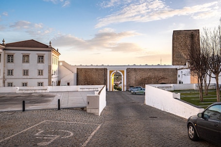 Property grounds. Holiday Home 'Casa Do Pelourinho' with Private Terrace and Wi-Fi