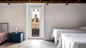 3 chambres, fer et planche Ă repasser, Wi-Fi gratuit, draps fournis