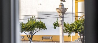 Maison de Vacances 'Casa Do Pelourinho' avec Terrasse Privée et Wi-Fi
