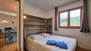 2 Schlafzimmer, Bügeleisen/Bügelbrett, kostenloses WLAN, Bettwäsche