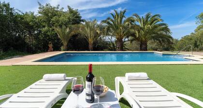 Country House 'Brisas Del Palmeral' with Mountain View, Wi-Fi and Air Conditioning