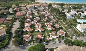 Exterior - Apartment 'Apartamento De 2 Dormitorios II' with Private Terrace and Shared Garden (Son Xoriguer)