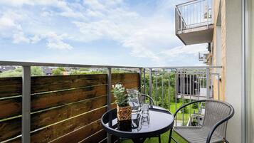 Apartemen, 1 kamar tidur, balkon | Balkon