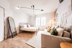 1 bedroom, iron/ironing board, WiFi