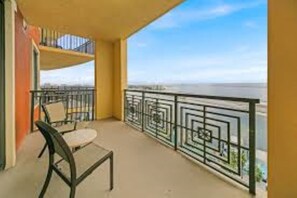 Property grounds - Emerald Grande 1 Bedroom Deluxe! (Destin)