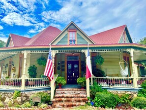 Front of property - Irishette (Dublin)