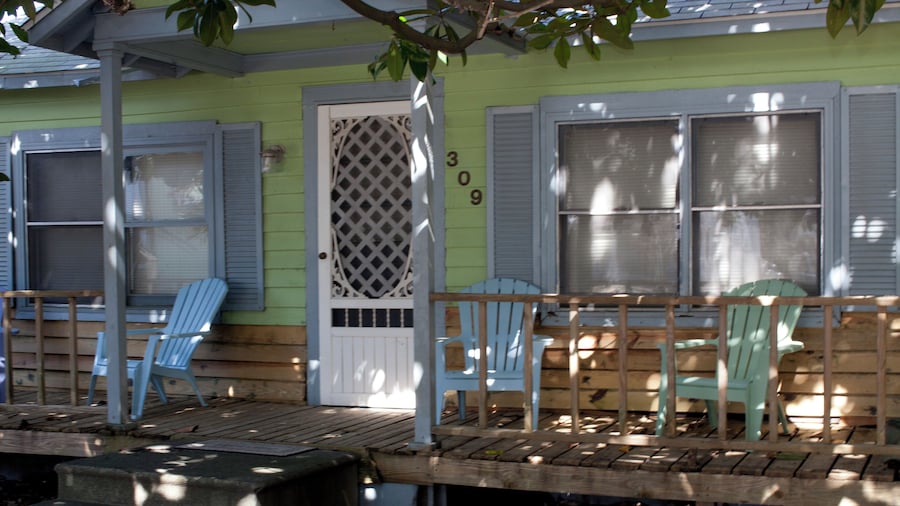 Beaufort Harbour Suites East Lodge