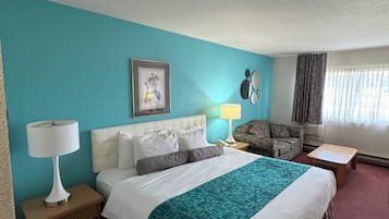 9 bedrooms, iron/ironing board, WiFi, bed sheets