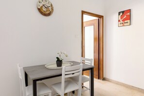 Interior - Primula Apartment by Wonderful Italy (Bologna)