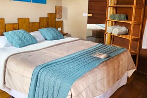 Luxury Cabin, Hill View | Minibar, bed sheets