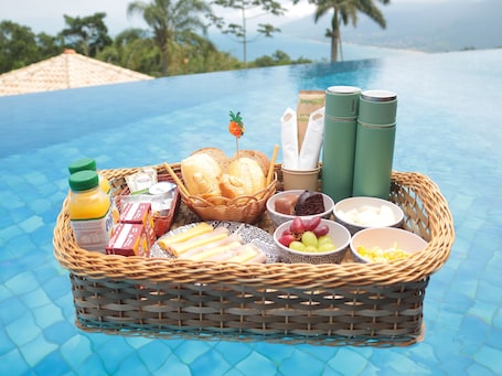 Desayuno continental incluido todos los días