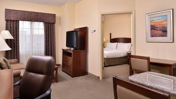 1 bedroom, iron/ironing board, WiFi (free), bed sheets