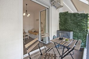 1 bedroom - Irida With 1 Bedrooms and 1 Bathrooms (Piraeus)