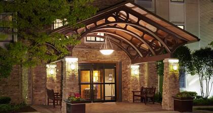 1 Bedroom | Free Breakfast Buffet, Indoor Pool