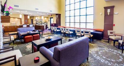 Free Breakfast, Free Wi-Fi, Outdoor Pool | Comfy Suite in Plano