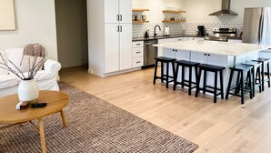 Unclassified image, 3 of 37, button - Elevated Eugene Retreat: Bright, Calm & Spacious (Eugene)