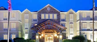 Free Breakfast Buffet. Outdoor Pool. Gym. Only 20 Min from Princeton.